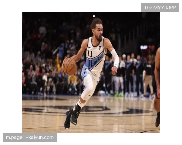 老鹰特雷-杨受包夹后出球选择优化 杰伦-约翰逊成为主要接应点